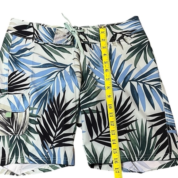 Kanu Surf Women’s Marina Stretch Boardshorts, Size 6 - Picture 8 of 9